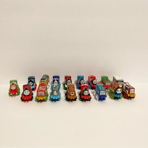 𝅺Thomas Minis Winter Christmas Train Toys Lot Bundle Tank Engine Small